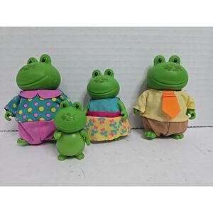 Lil Woodzeez Vintage Croakalily Frog Family Calico Critters Compatible W Baby